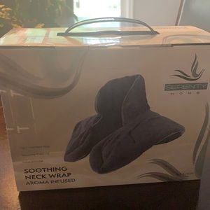 Serenity aroma infused neck wrap